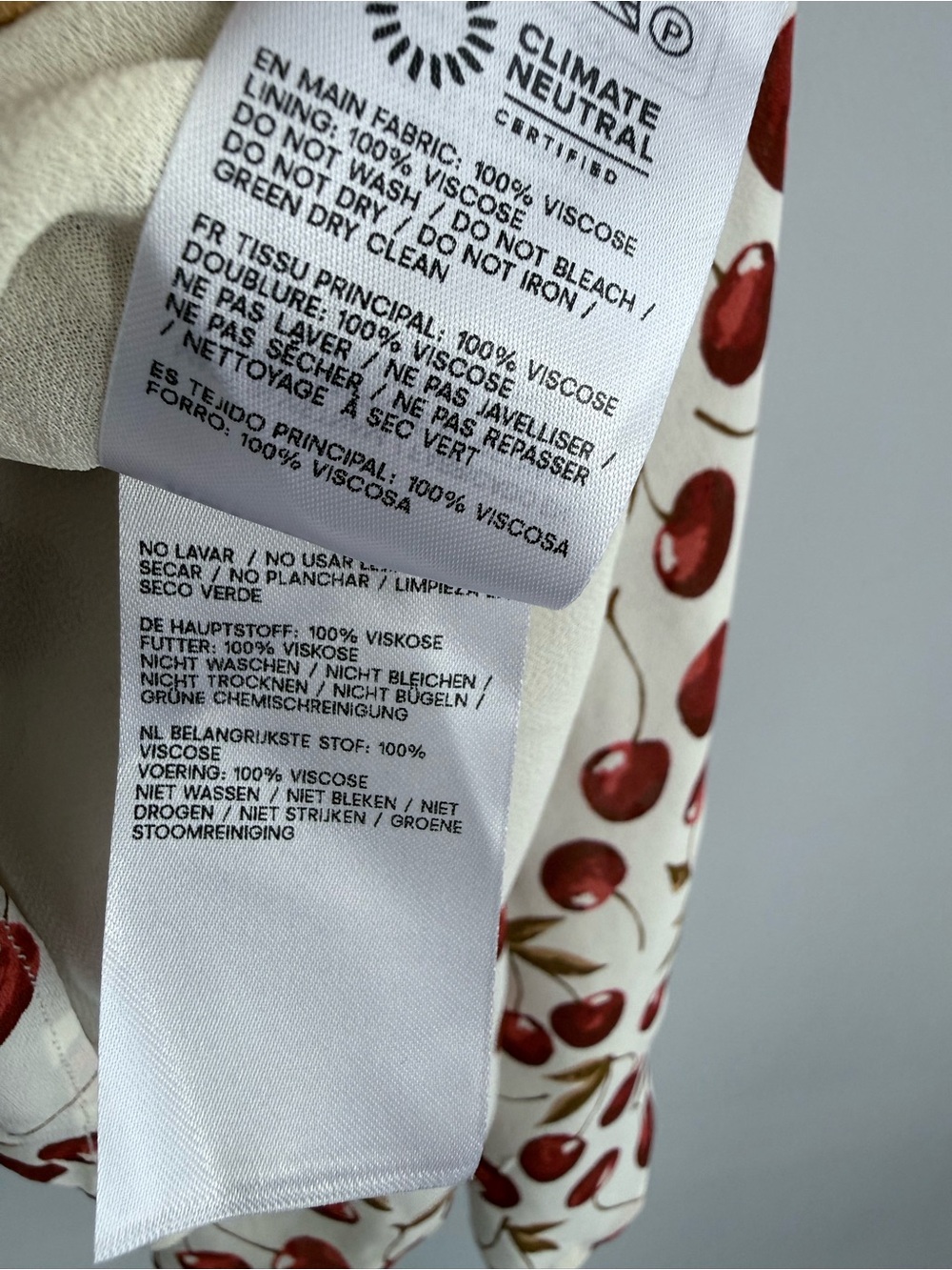 NWT Reformation Dale Dress XS Cheesecake Cherry Print Mini Cottagecore Coquette - Picture 12 of 16